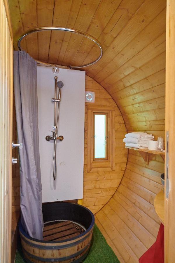 Hotel Les Tonneaux Bourguignons du carré Saint Pierre à Marey-les-Fussey Extérieur photo